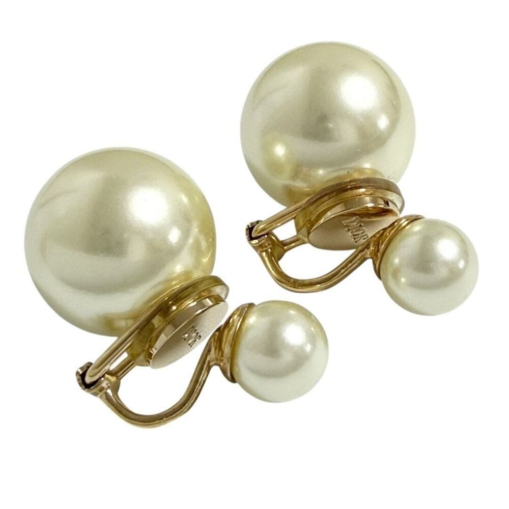 DIOR Pearl Earrings